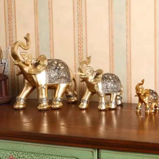 statuette-elephant-resine-dore-Fen-Shui-chance
