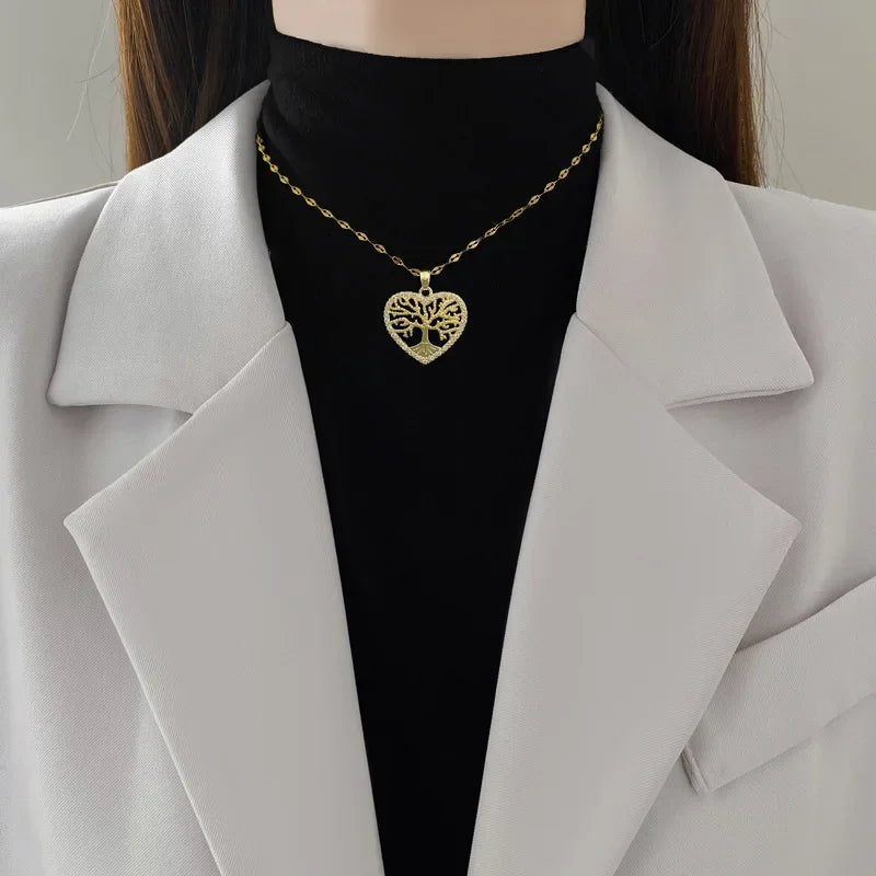 Pendentif-femme-arbre-de-vie-cadeau-romantique-doré