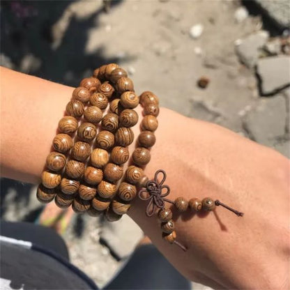 bracelet-en-perles-bois-santal-naturel-priere