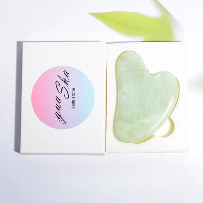 Gua sha assiette à gratter en forme de coeur de jade vert pâle