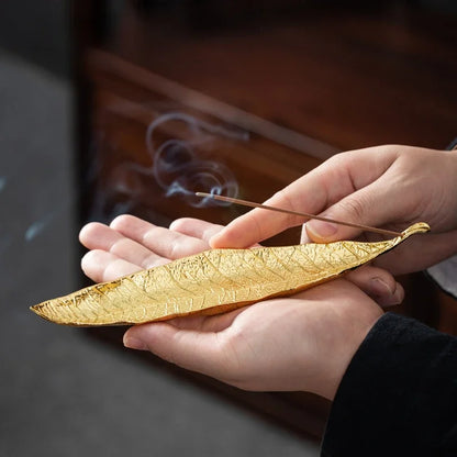 porte-encens-calme-yoga-nature-feuille-doré-taille